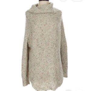 Free People Turtleneck Oversized Beige Sweater - Size XS (NWOT)